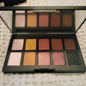 HAUS LABORATORIES EYESHADOW PALETTE 🎨🎨🎨